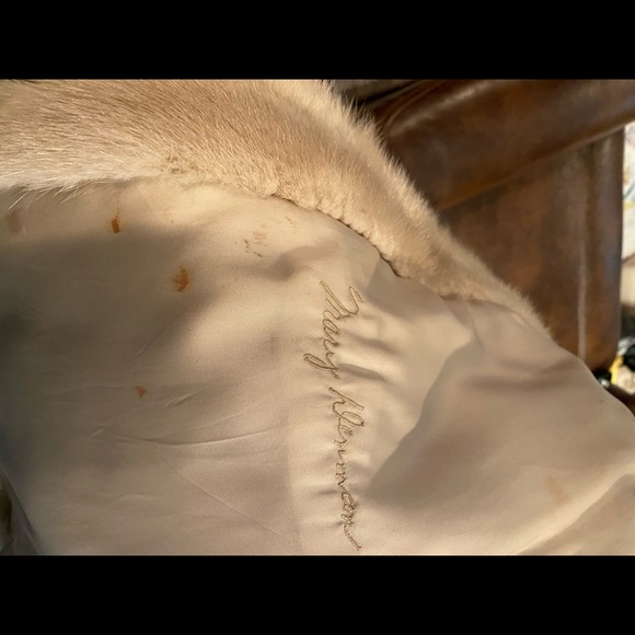 Frost Brothers Mink Coat - Picture 5 of 10